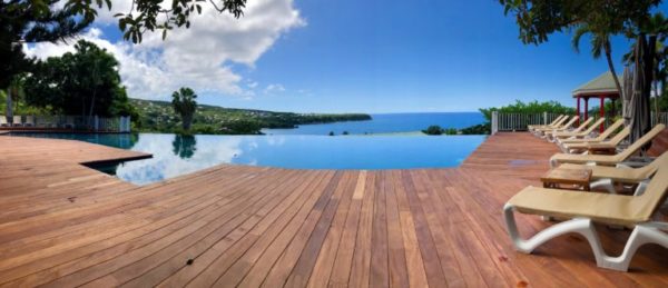 Hôtel Le Rayon Vert - Piscine vue mer